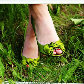 The Search for the Perfect Green Stilettos Is&nbsp;ON!