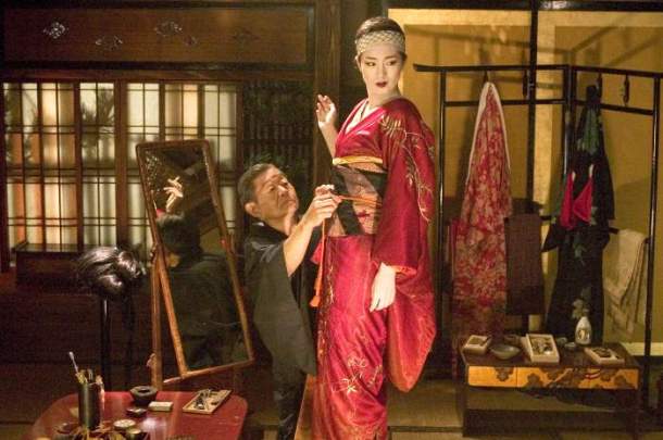 A kimono scene from the 2005 film "Memoirs of a Geisha".
