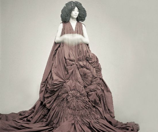 One of Chinese designer Ma Ke's haute couture creations.